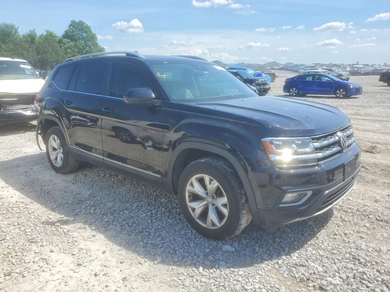 2018 VOLKSWAGEN ATLAS SEL photo 10