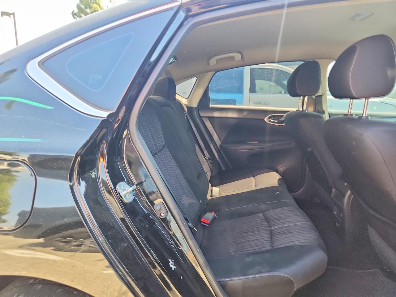 2018 NISSAN SENTRA SV photo 19