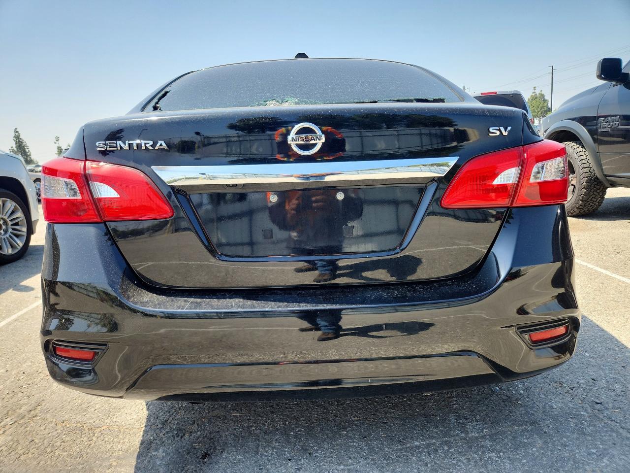 2018 NISSAN SENTRA SV photo 11