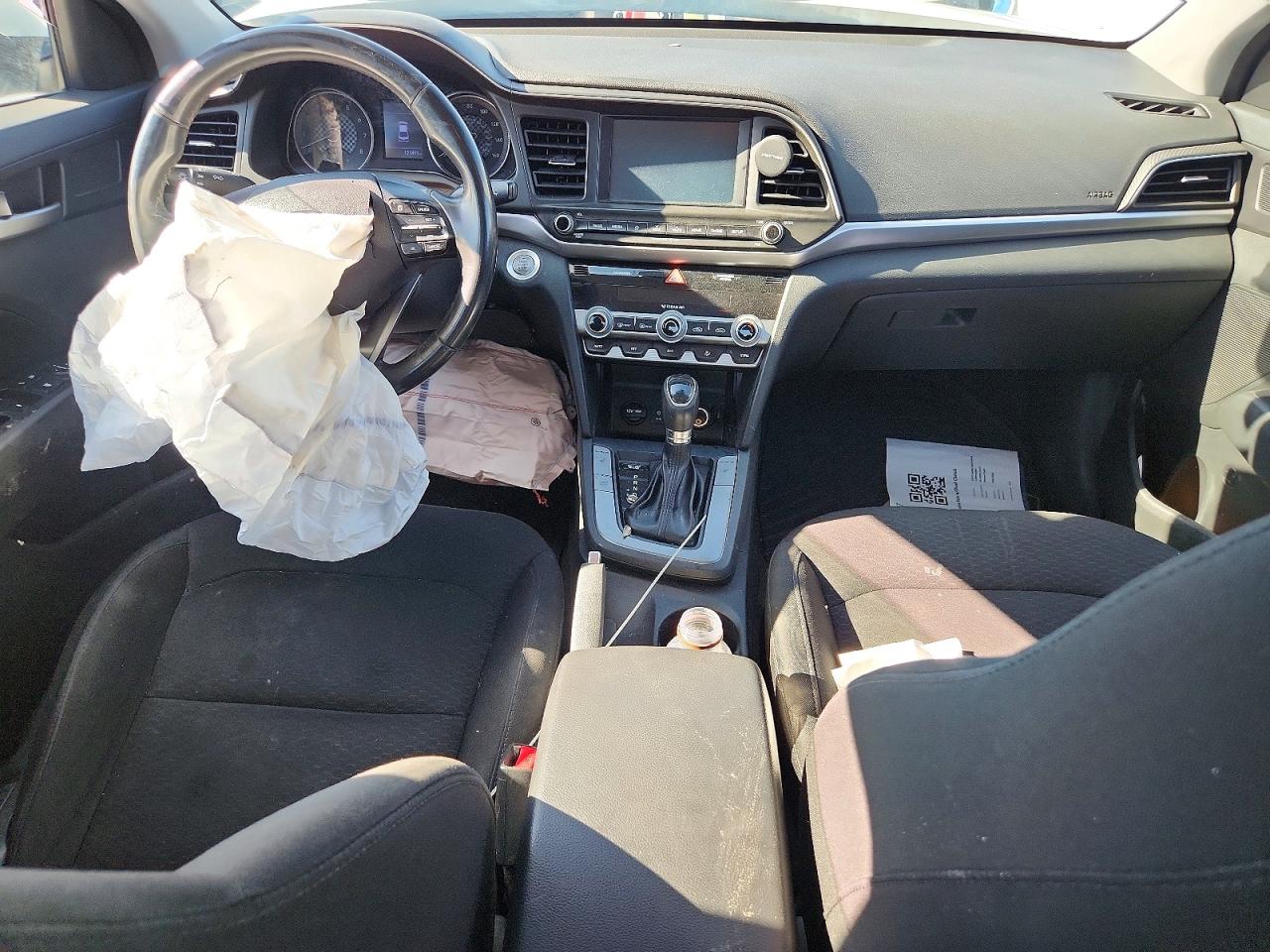 2019 HYUNDAI ELANTRA VALUE EDITION photo 15