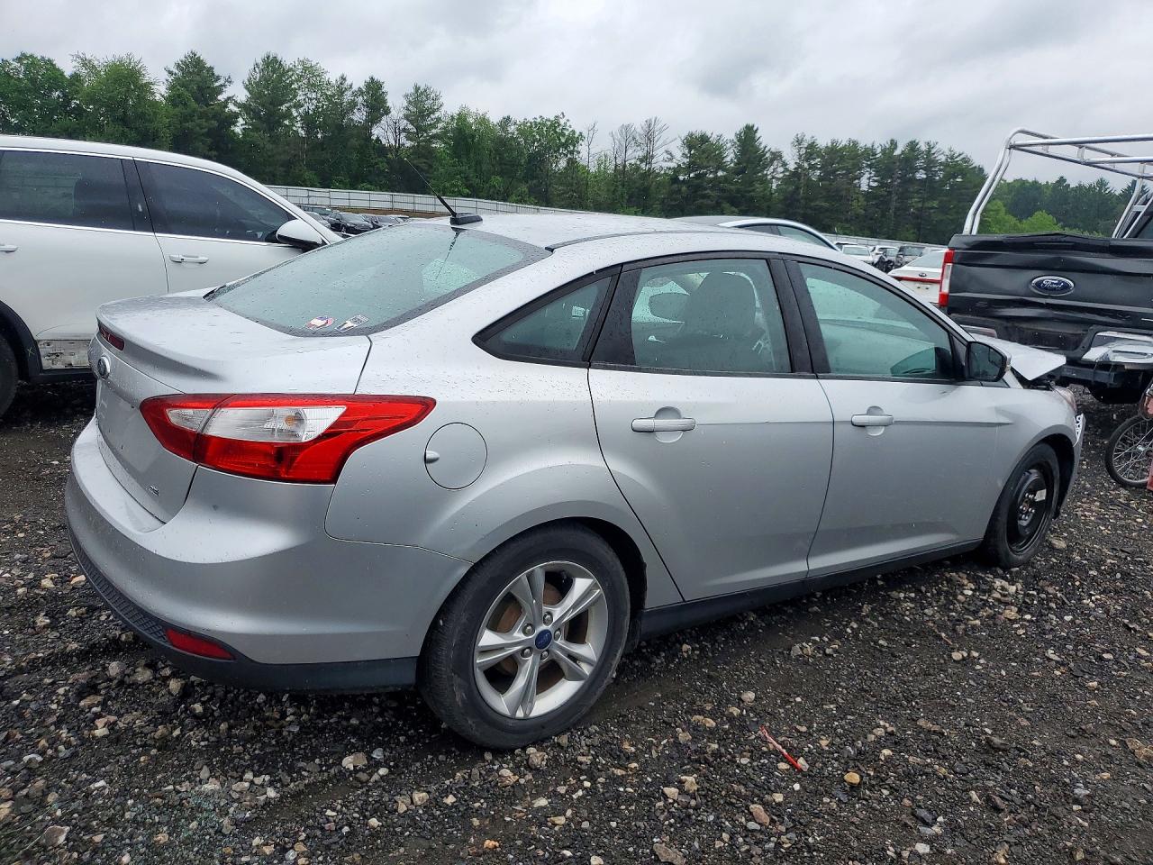 2014 FORD FOCUS SE photo 7