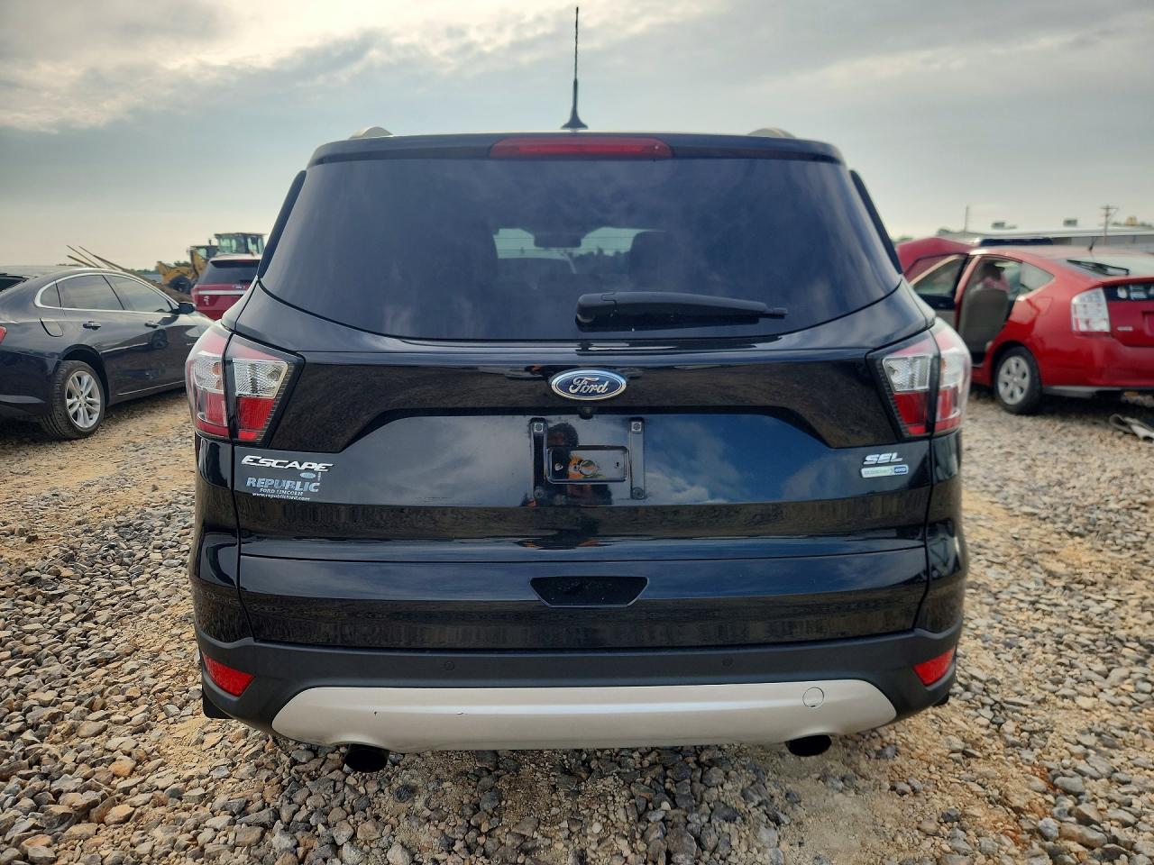 2018 FORD ESCAPE SEL photo 11