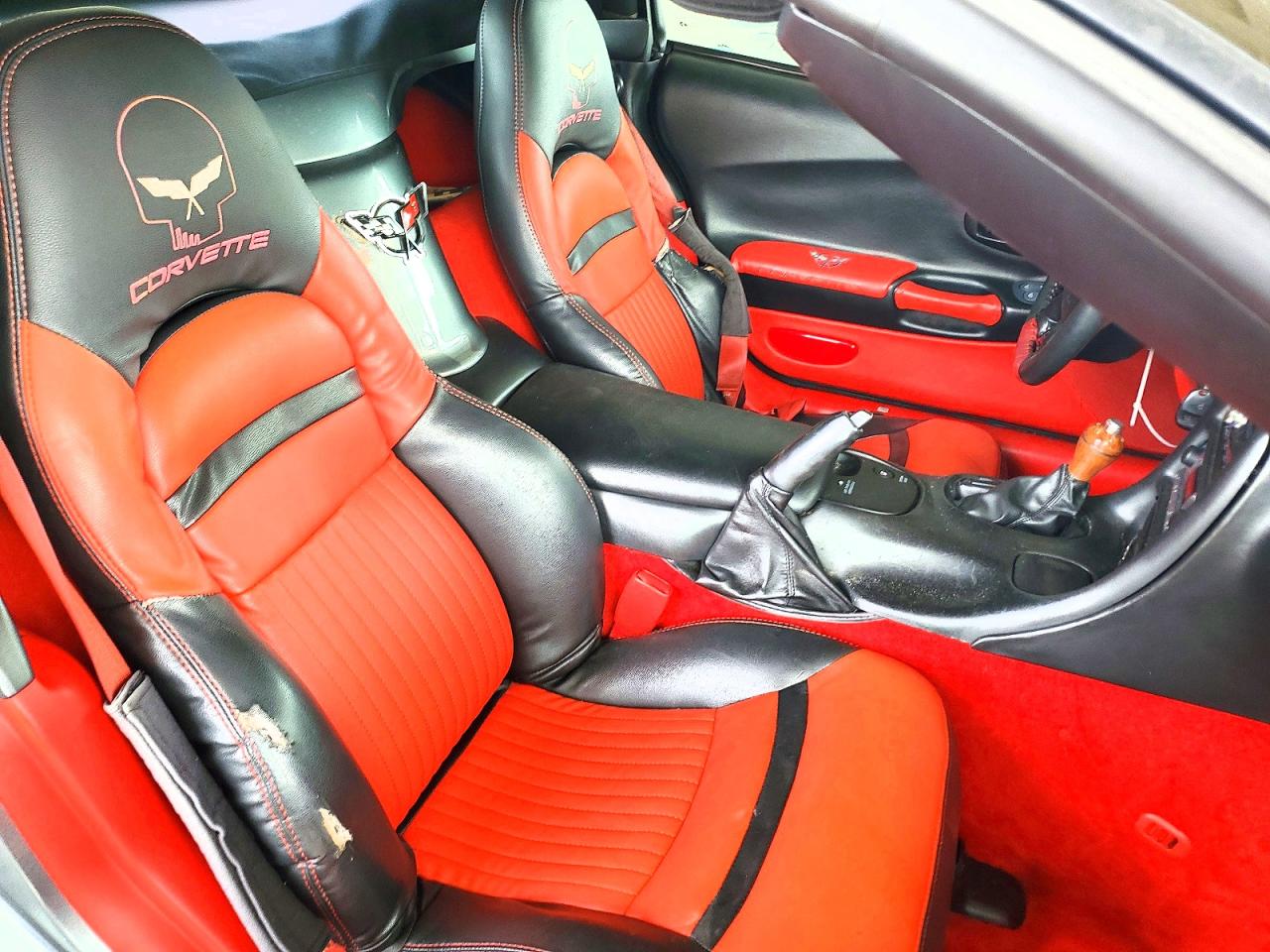2004 CHEVROLET CORVETTE photo 19
