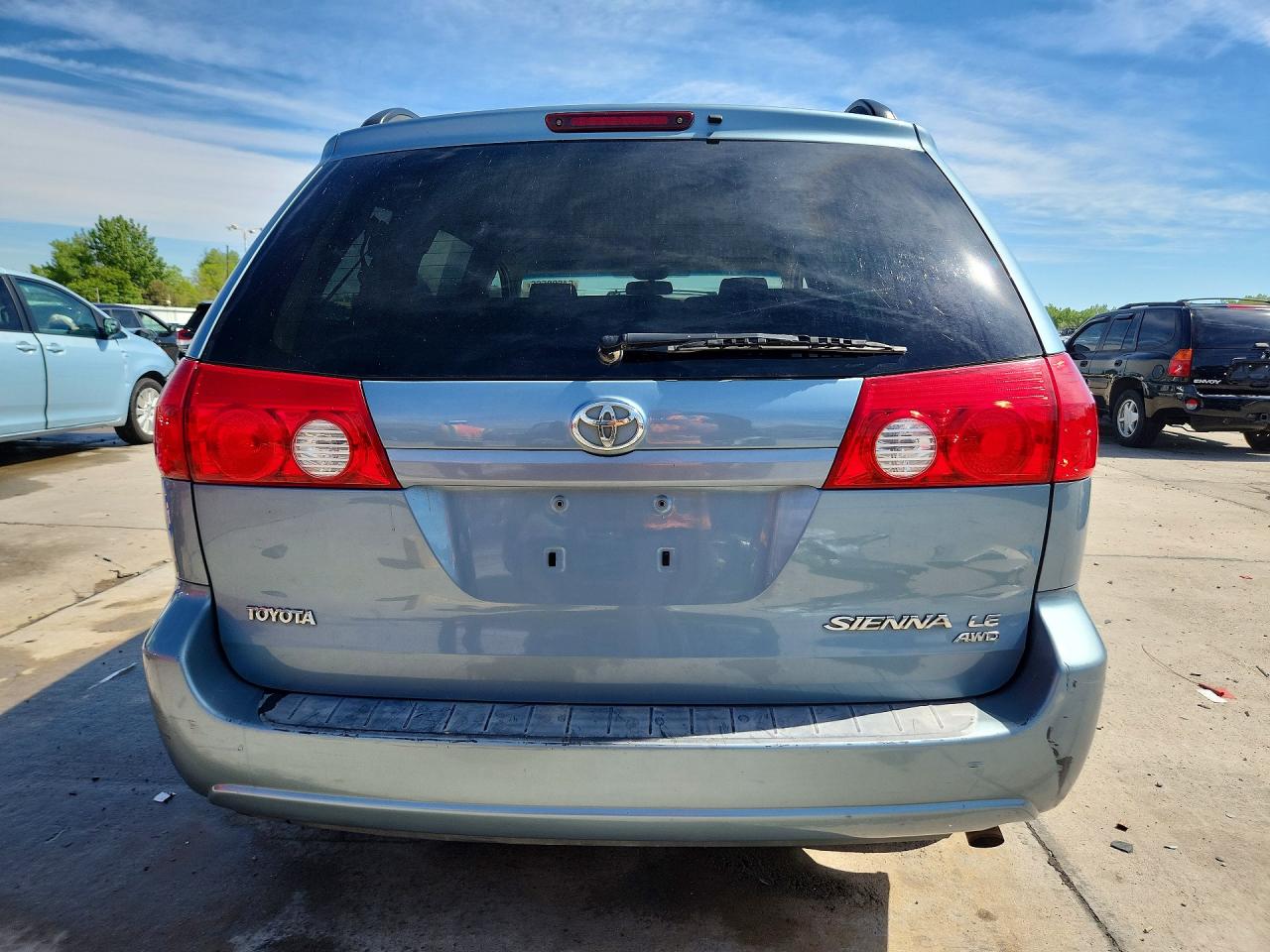 2006 TOYOTA SIENNA LE photo 16