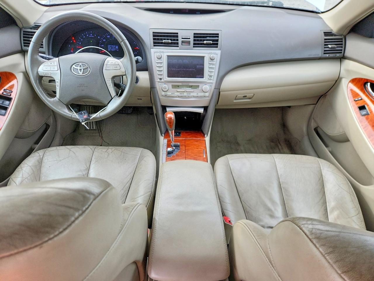 2011 TOYOTA CAMRY XLE V6 photo 22
