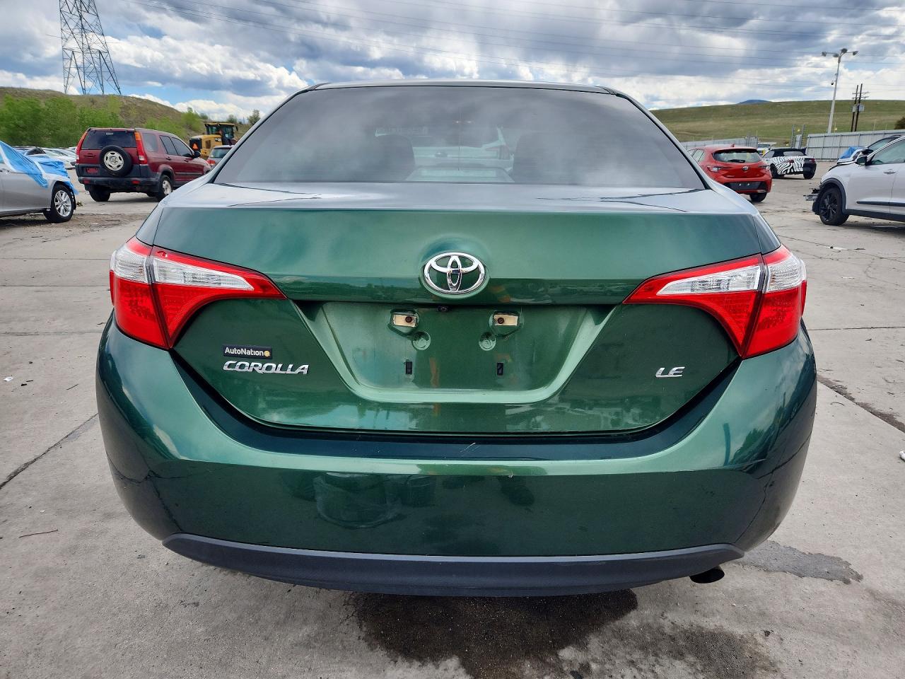 2015 TOYOTA COROLLA LE photo 11