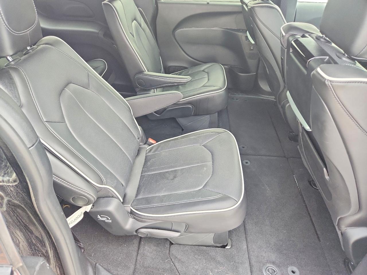 2025 CHRYSLER PACIFICA LIMITED photo 21