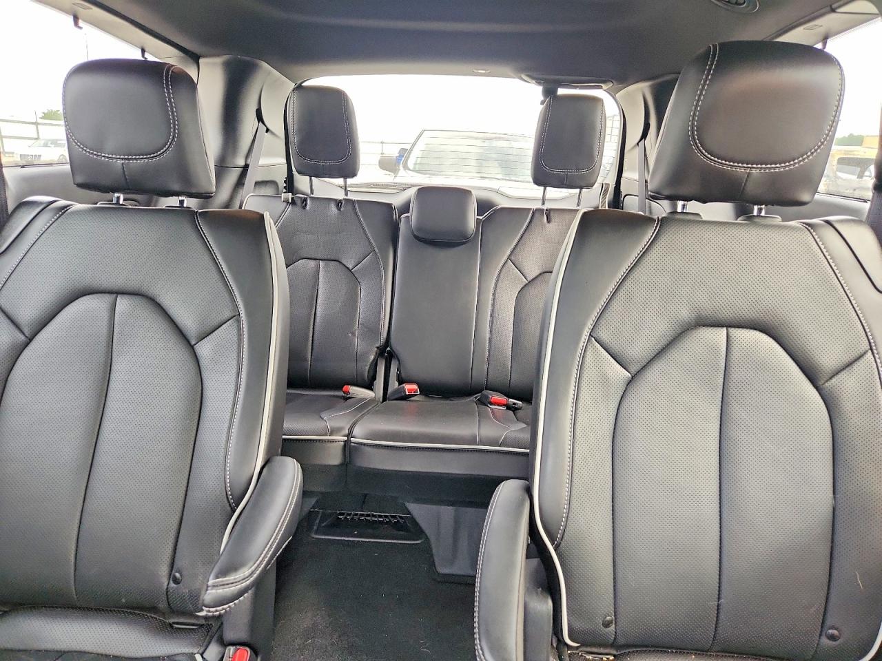 2025 CHRYSLER PACIFICA LIMITED photo 19