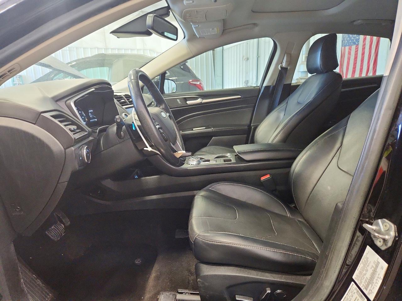 2020 FORD FUSION TITANIUM photo 7