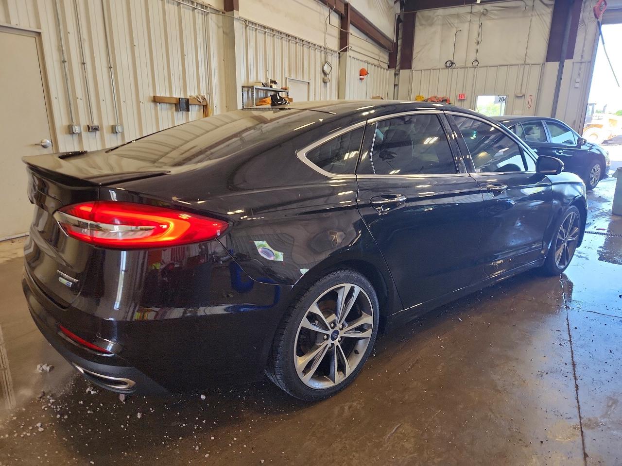 2020 FORD FUSION TITANIUM photo 3
