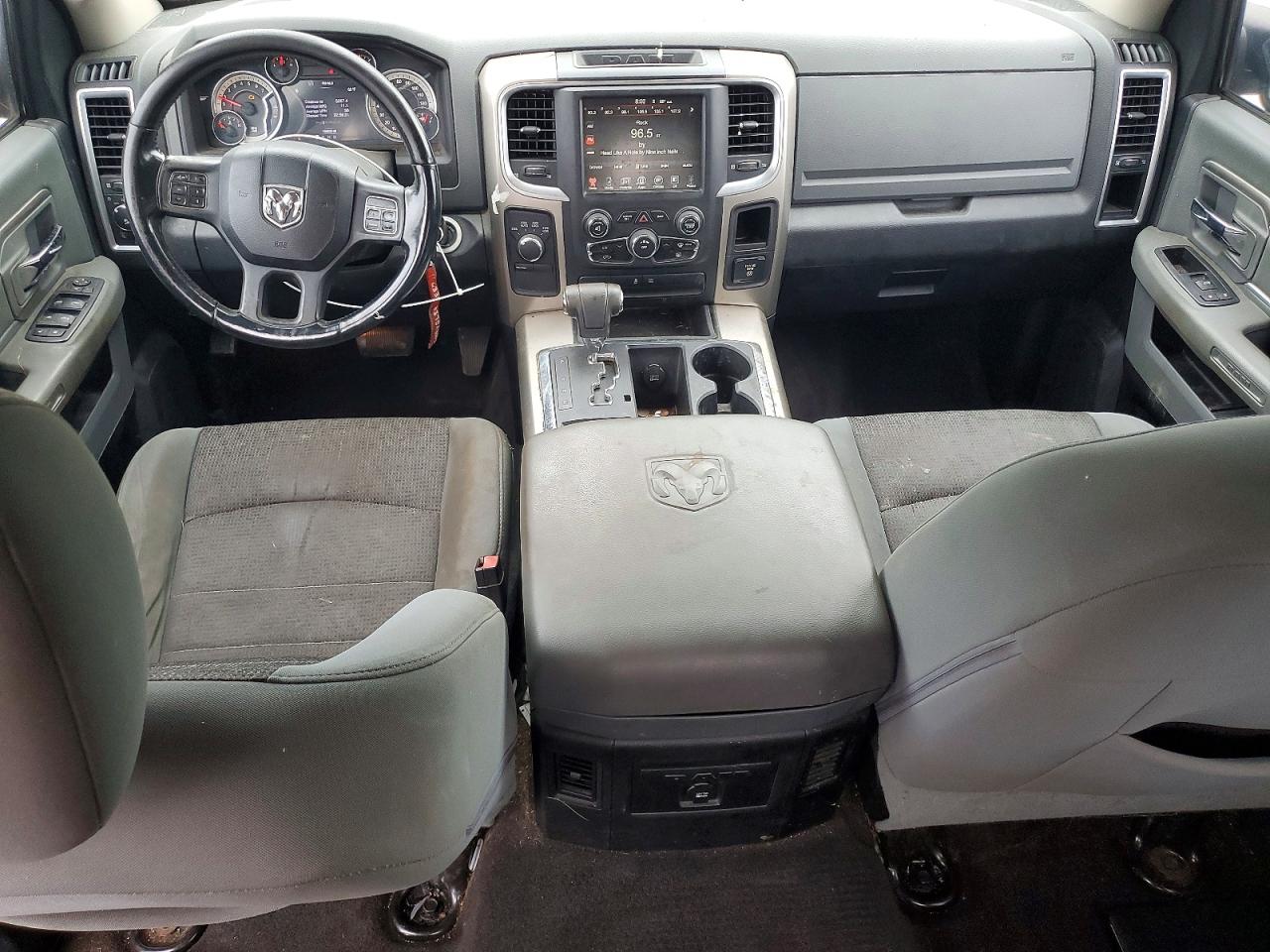 2013 RAM 1500 SLT photo 22