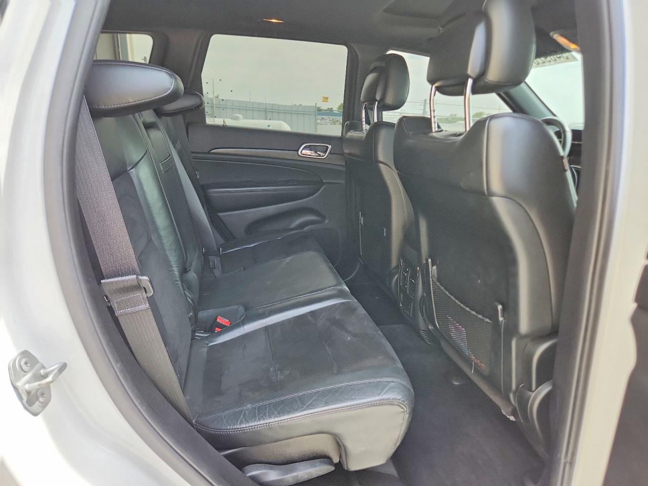 2015 JEEP GRAND CHEROKEE LAREDO photo 21