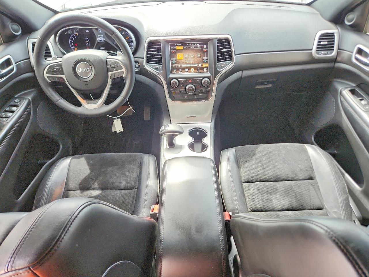 2015 JEEP GRAND CHEROKEE LAREDO photo 15