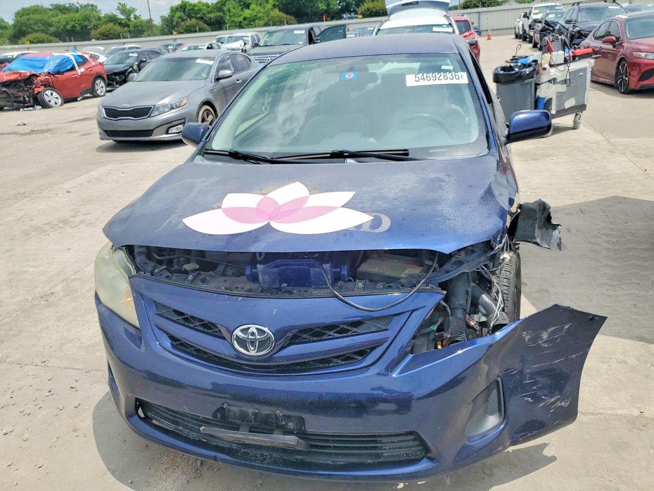 2013 TOYOTA COROLLA L photo 9