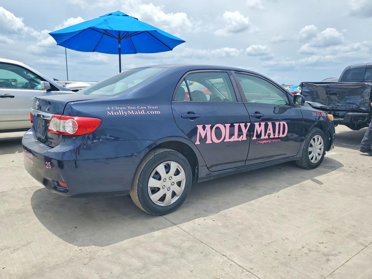 2013 TOYOTA COROLLA L photo 5