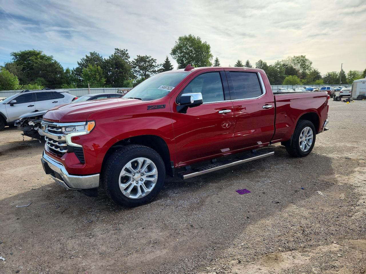 2025 CHEVROLET SILVERADO
