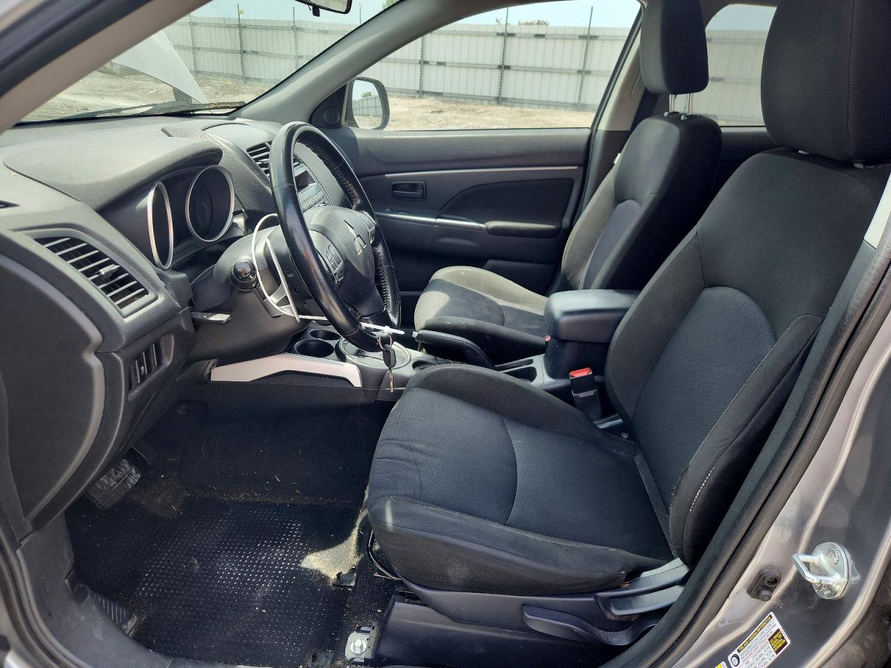 2012 MITSUBISHI OUTLANDER SPORT ES photo 13