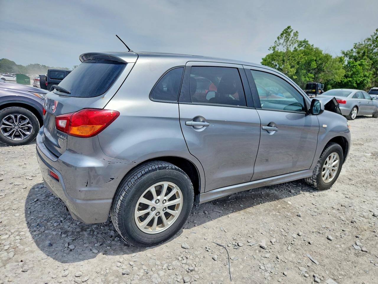 2012 MITSUBISHI OUTLANDER SPORT ES photo 5