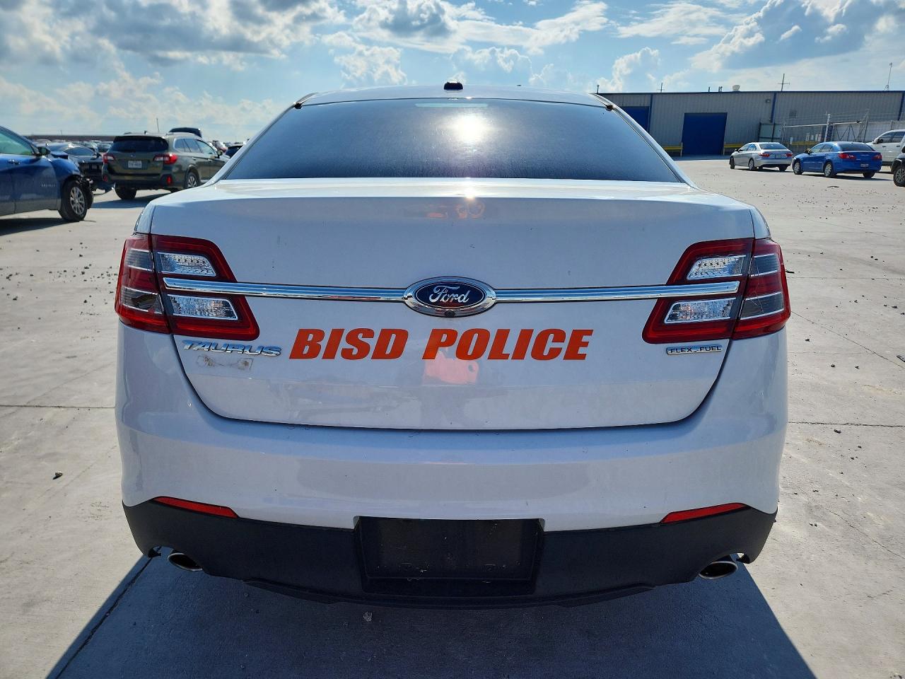 2018 FORD TAURUS SE photo 16