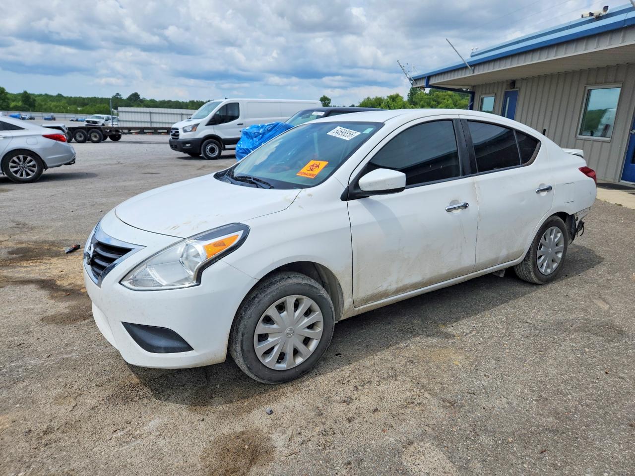 2019 NISSAN VERSA