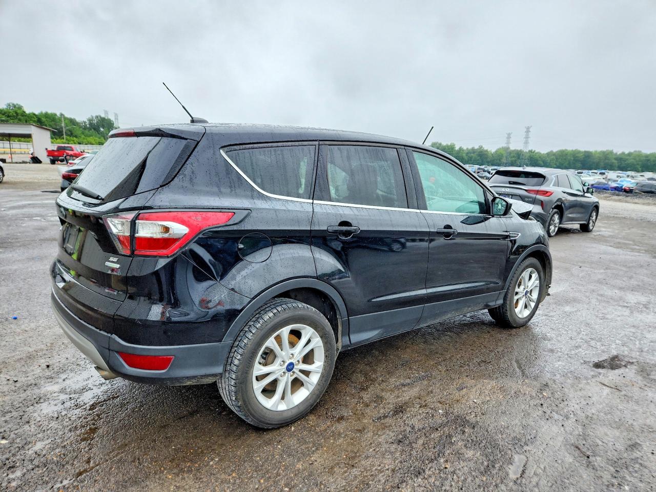 2017 FORD ESCAPE SE photo 3
