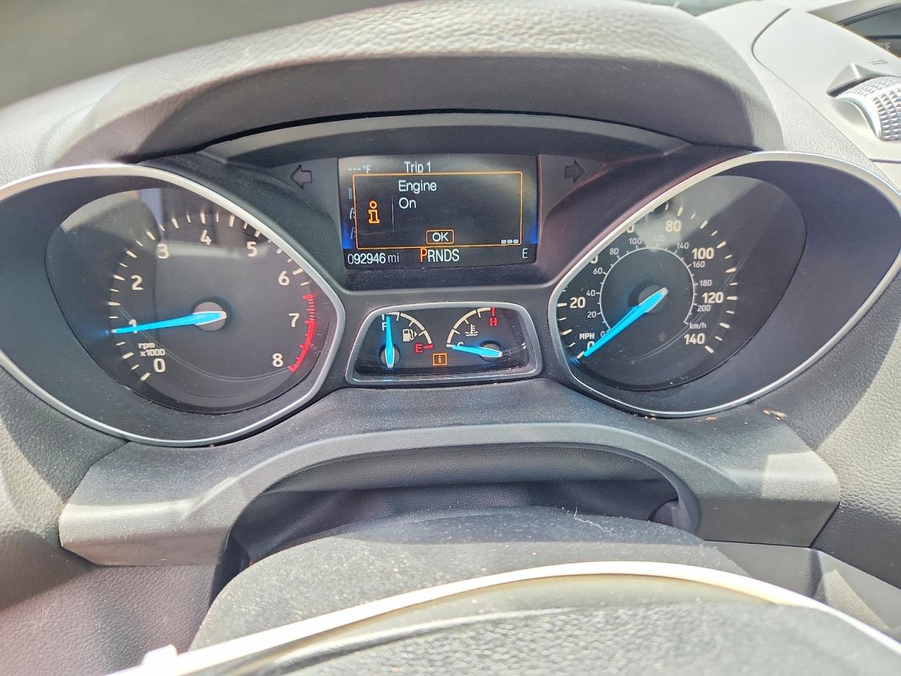 2017 FORD ESCAPE SE photo 9