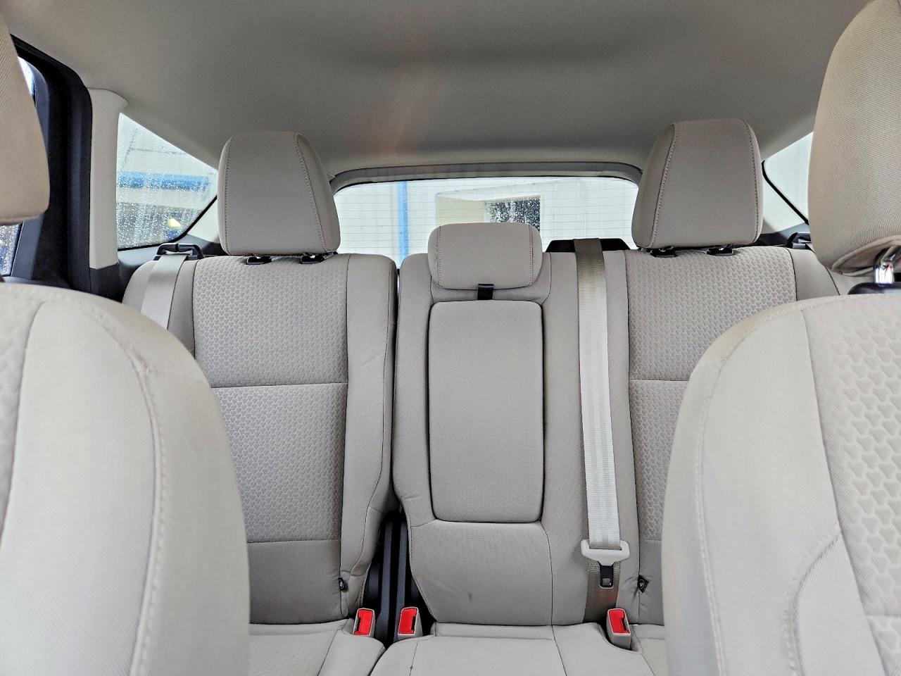 2017 FORD ESCAPE SE photo 10