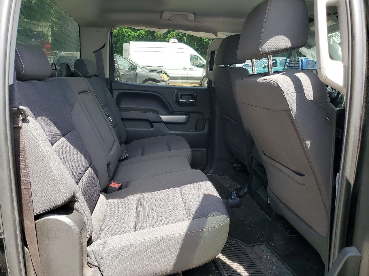 2017 CHEVROLET SILVERADO K1500 LT photo 10