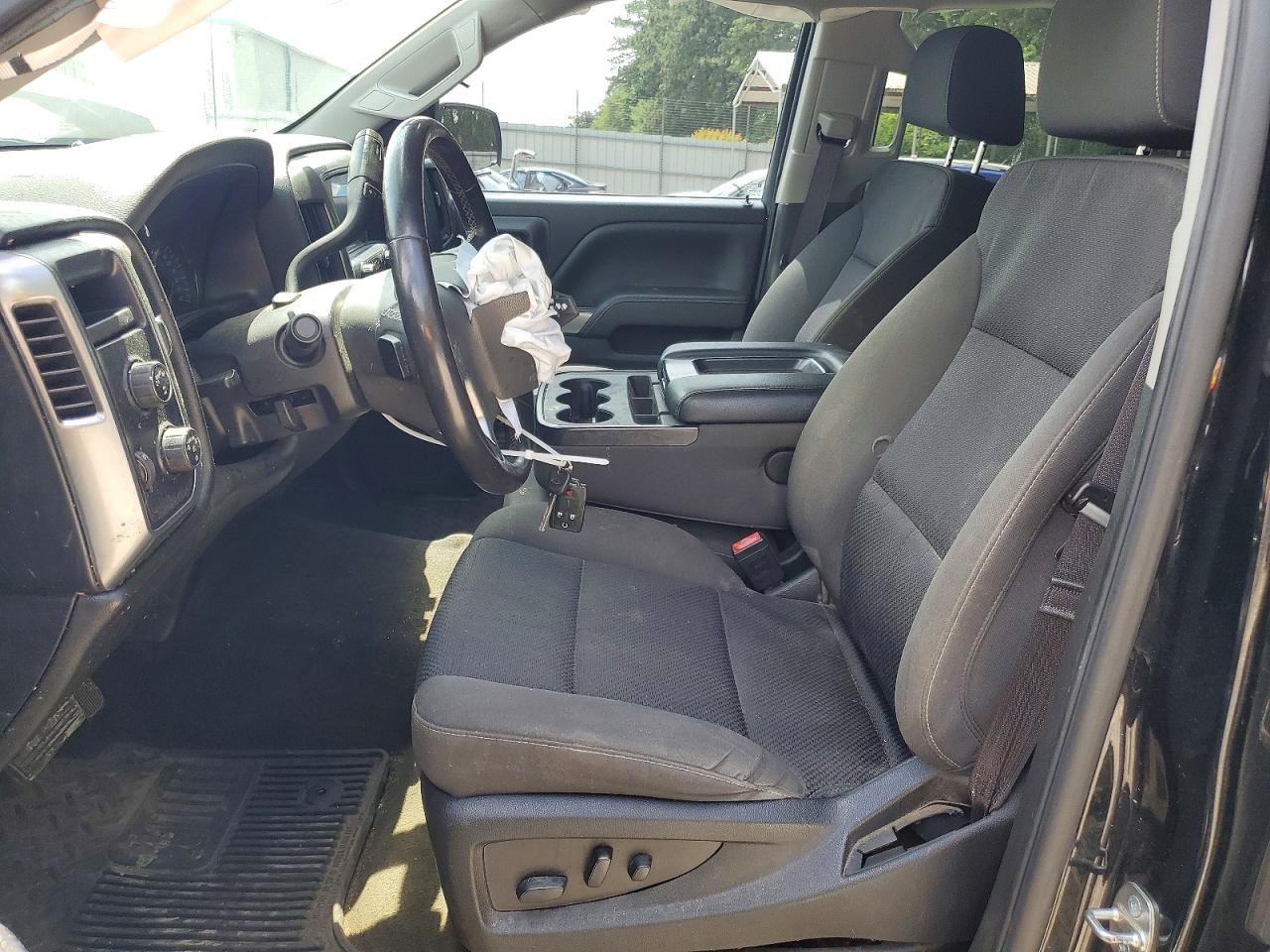 2017 CHEVROLET SILVERADO K1500 LT photo 7