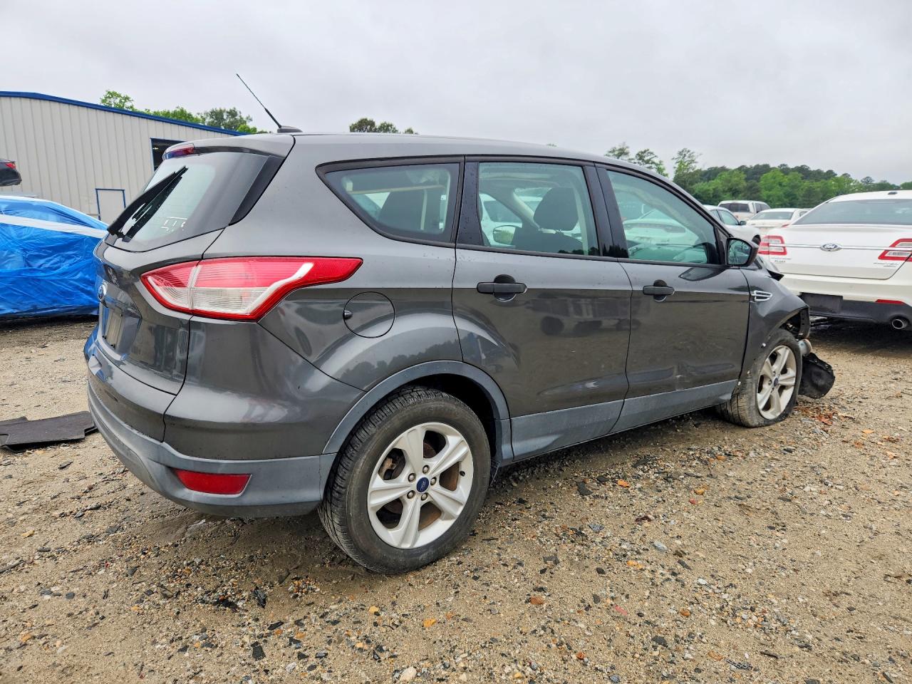 2016 FORD ESCAPE S photo 5
