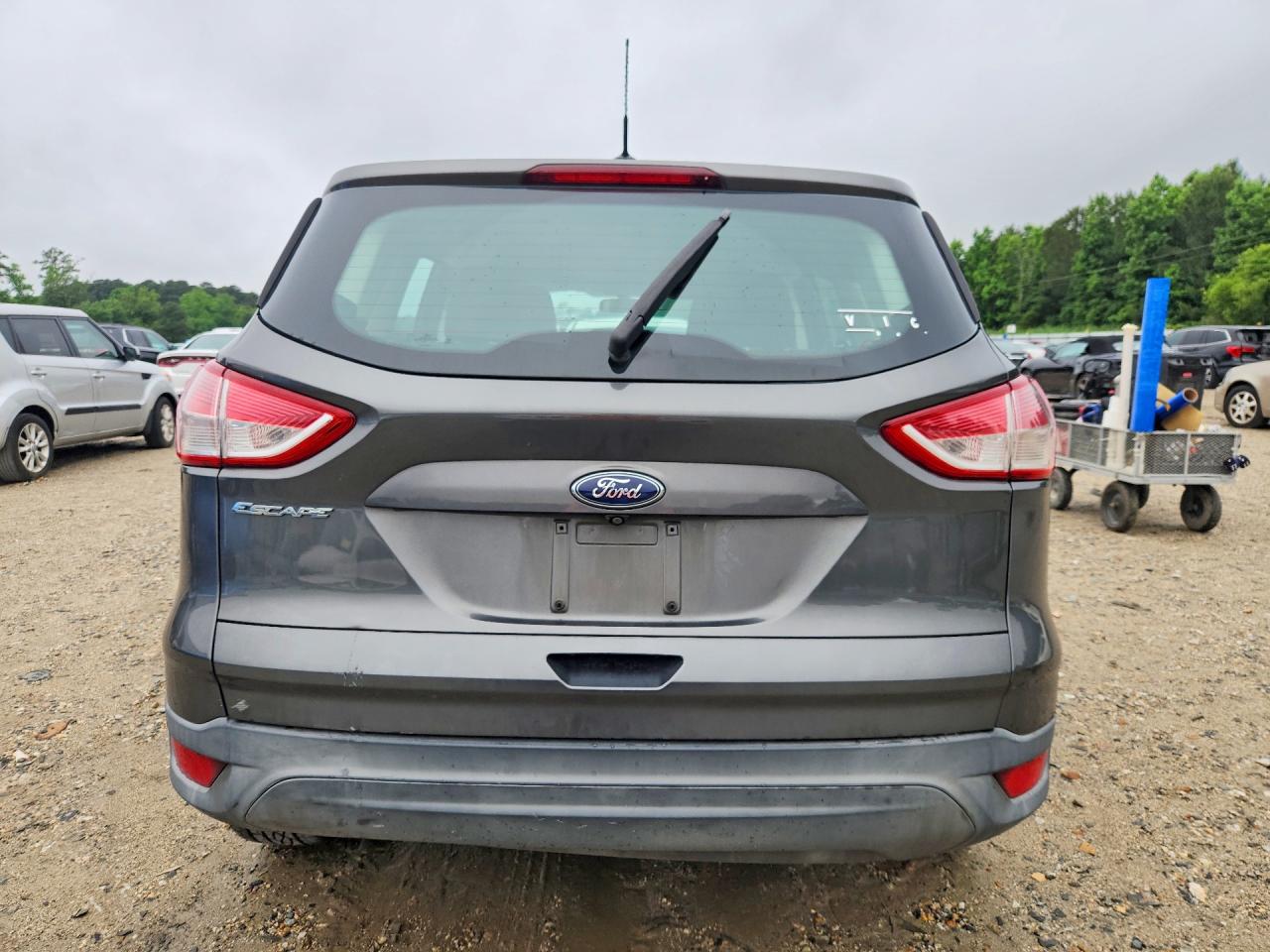 2016 FORD ESCAPE S photo 11