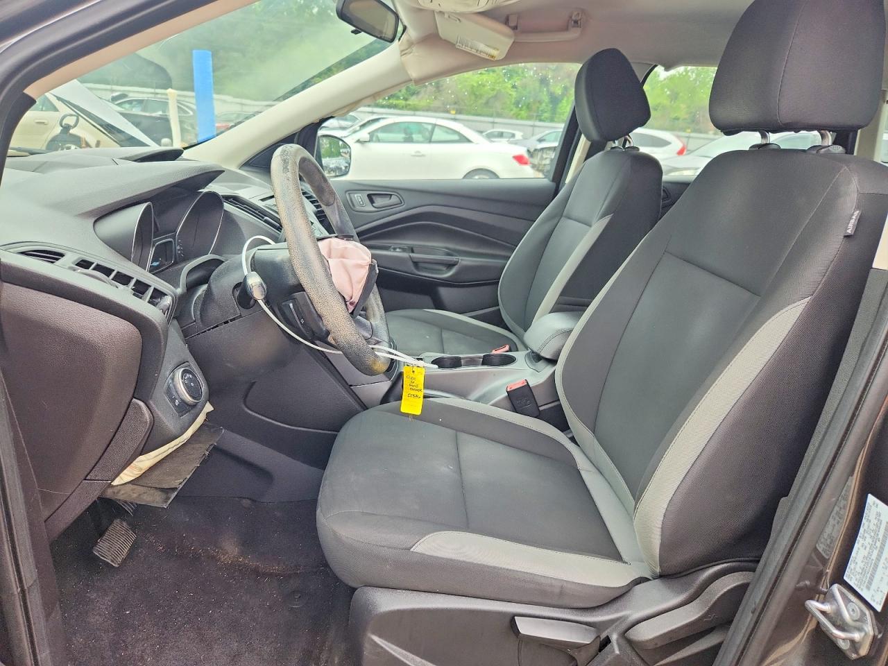 2016 FORD ESCAPE S photo 13