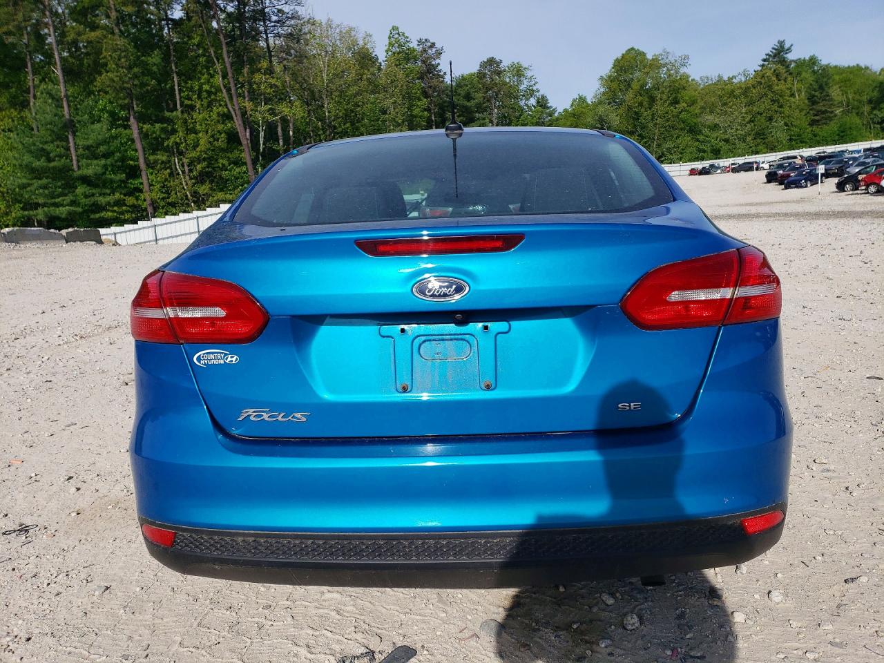 2017 FORD FOCUS SE photo 16