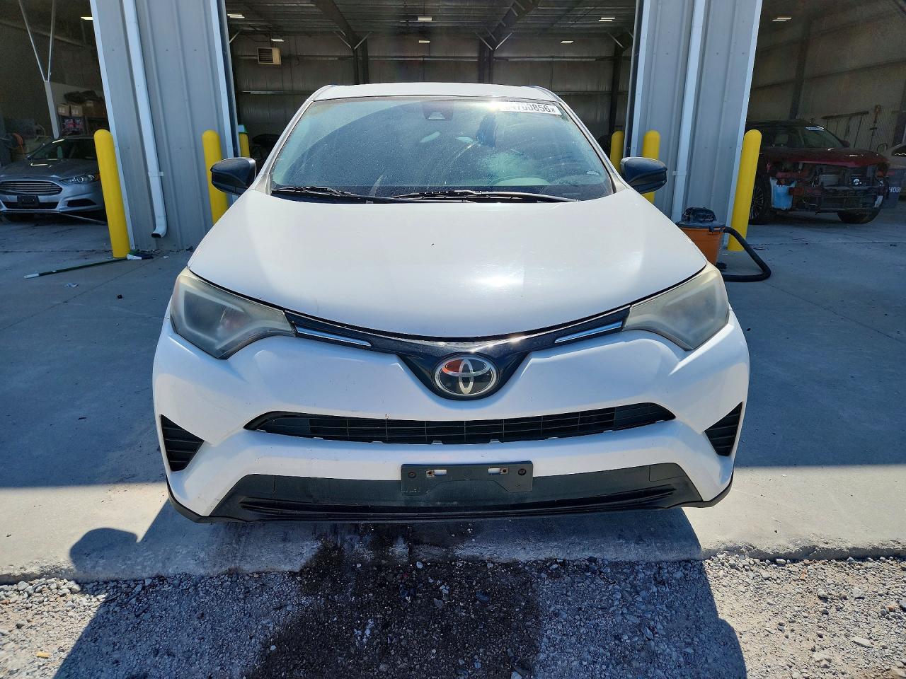 2017 TOYOTA RAV4 LE photo 9
