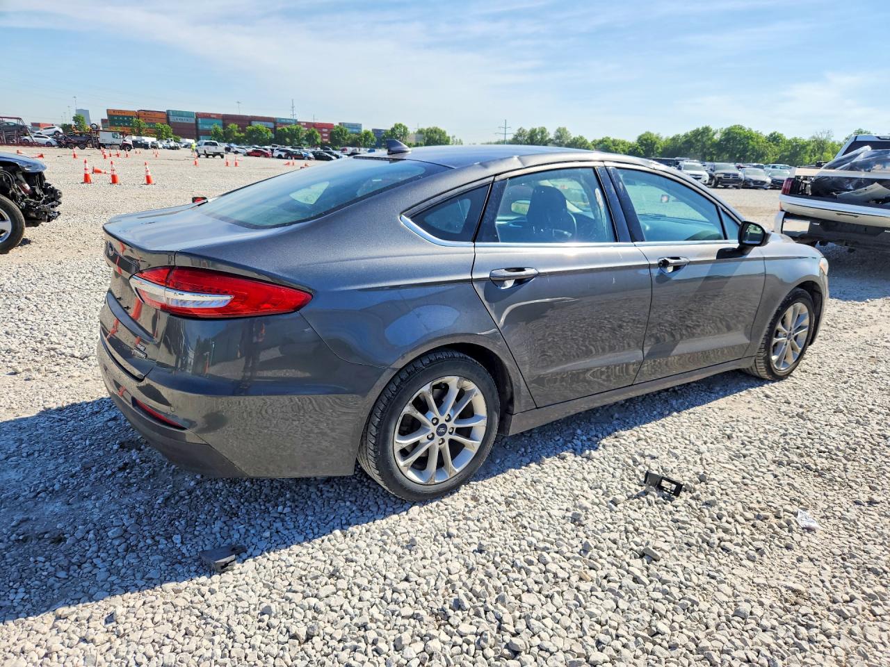 2020 FORD FUSION SE photo 5