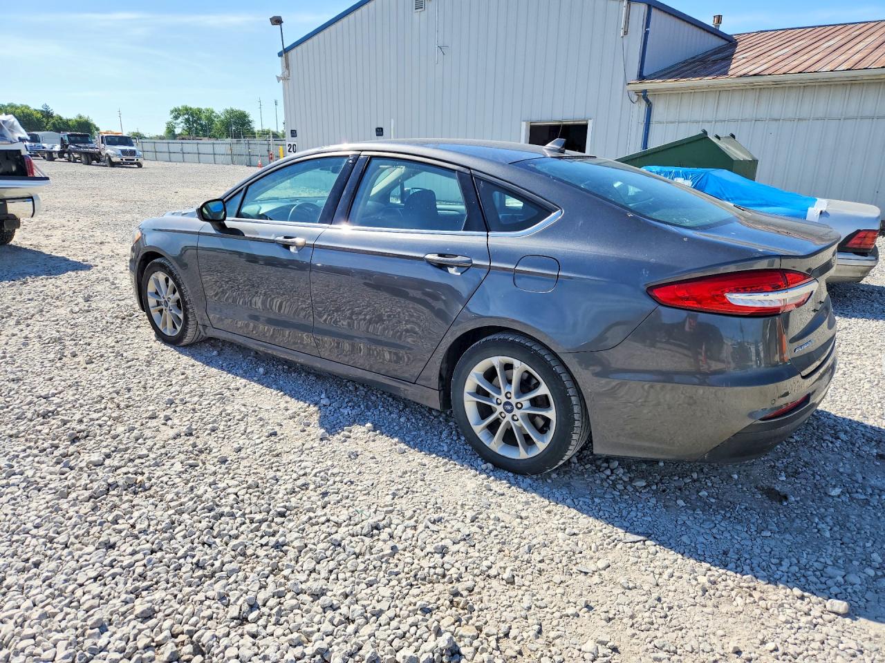 2020 FORD FUSION SE photo 3