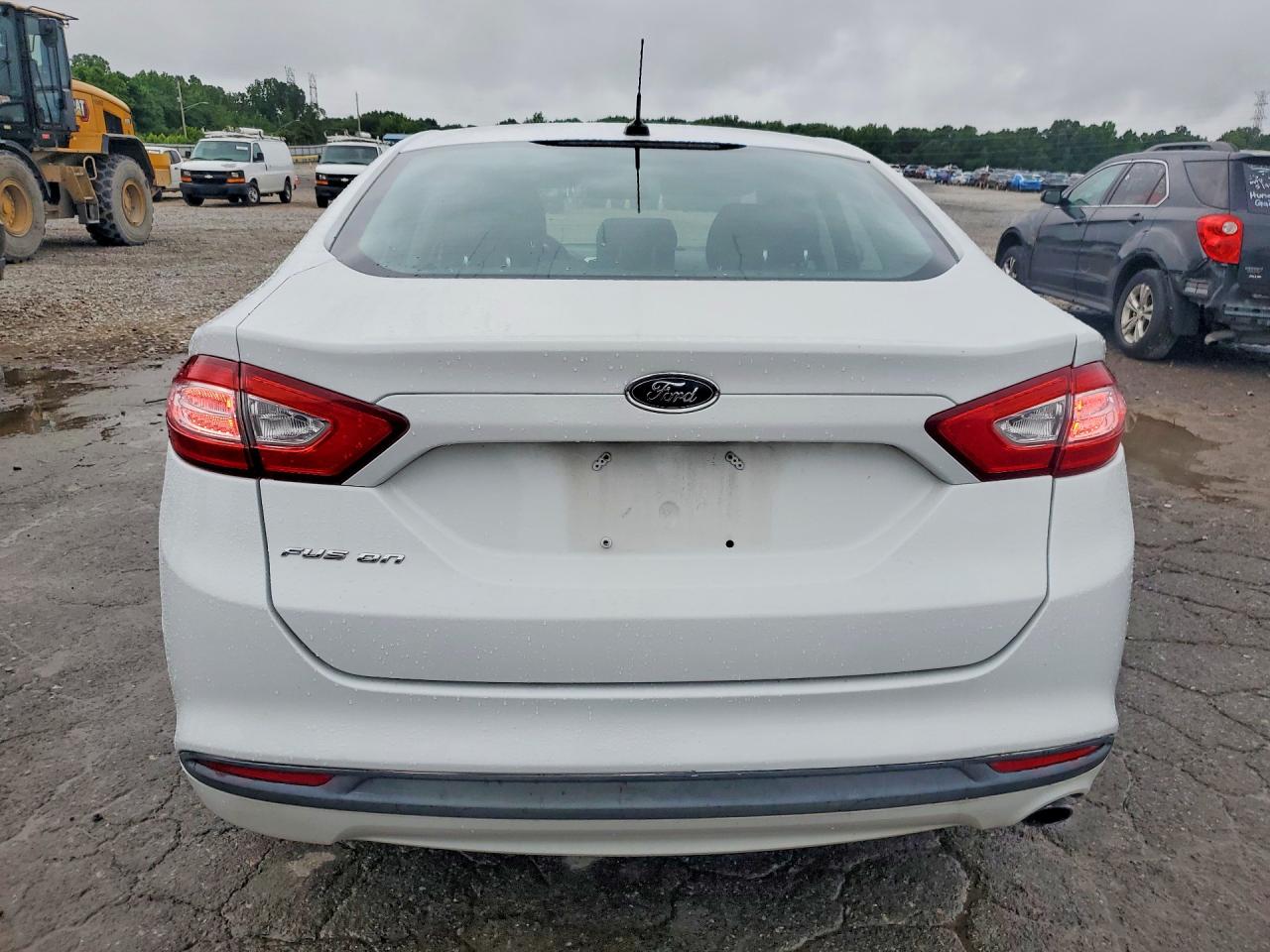 2013 FORD FUSION SE photo 16