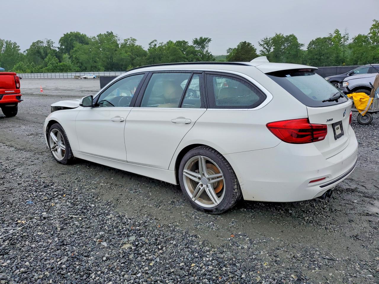 2017 BMW 330 XI photo 3
