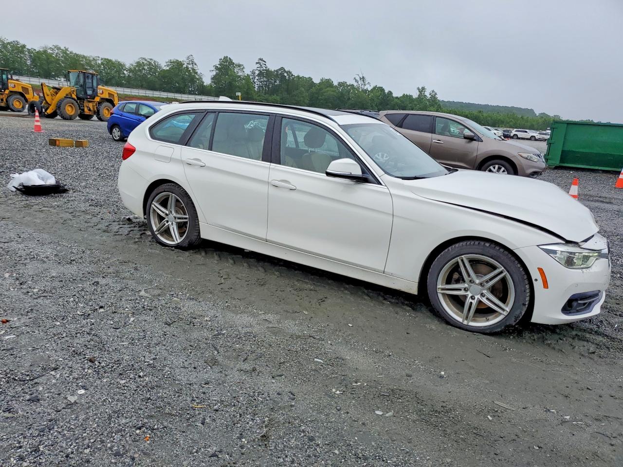 2017 BMW 330 XI photo 7