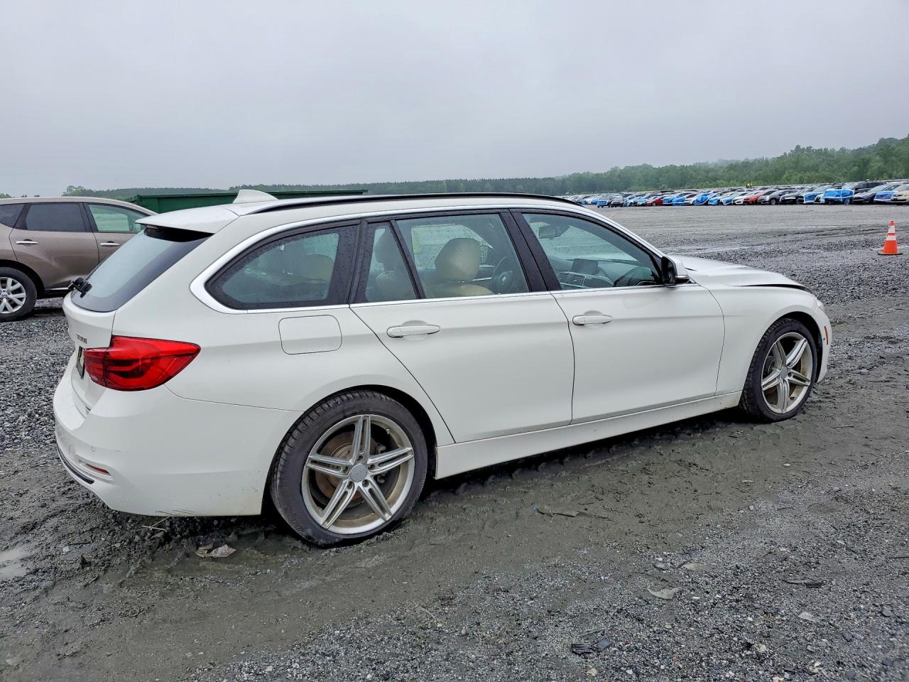 2017 BMW 330 XI photo 5