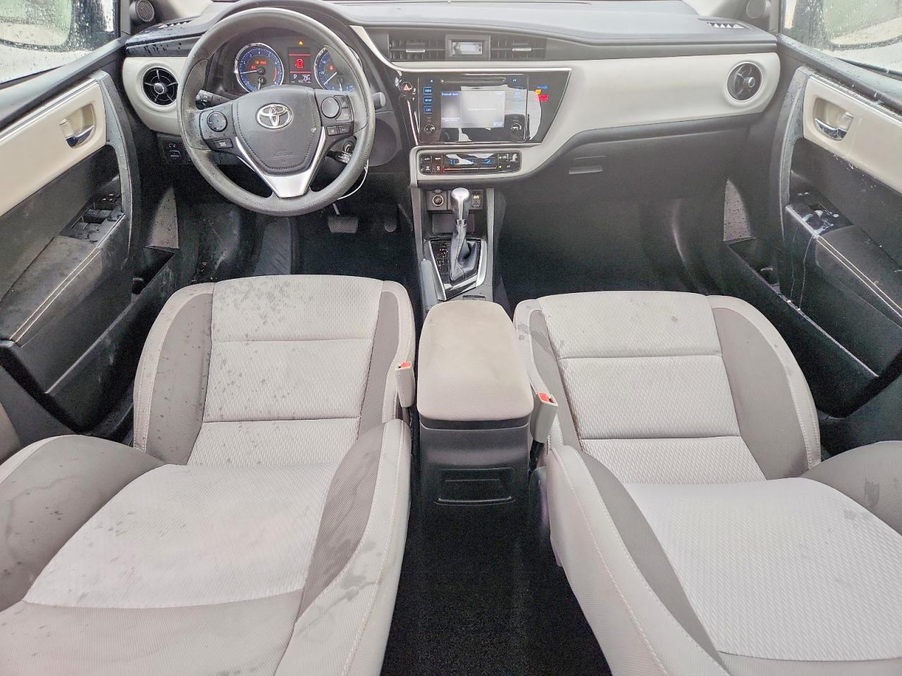 2019 TOYOTA COROLLA LE photo 15