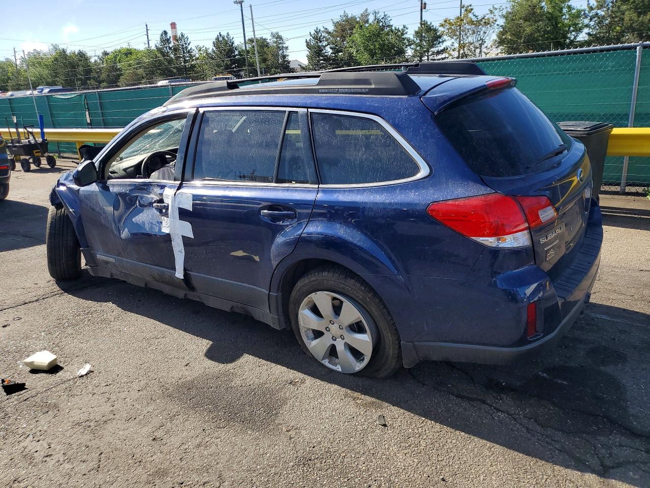 2011 SUBARU OUTBACK 2.5I PREMIUM photo 3
