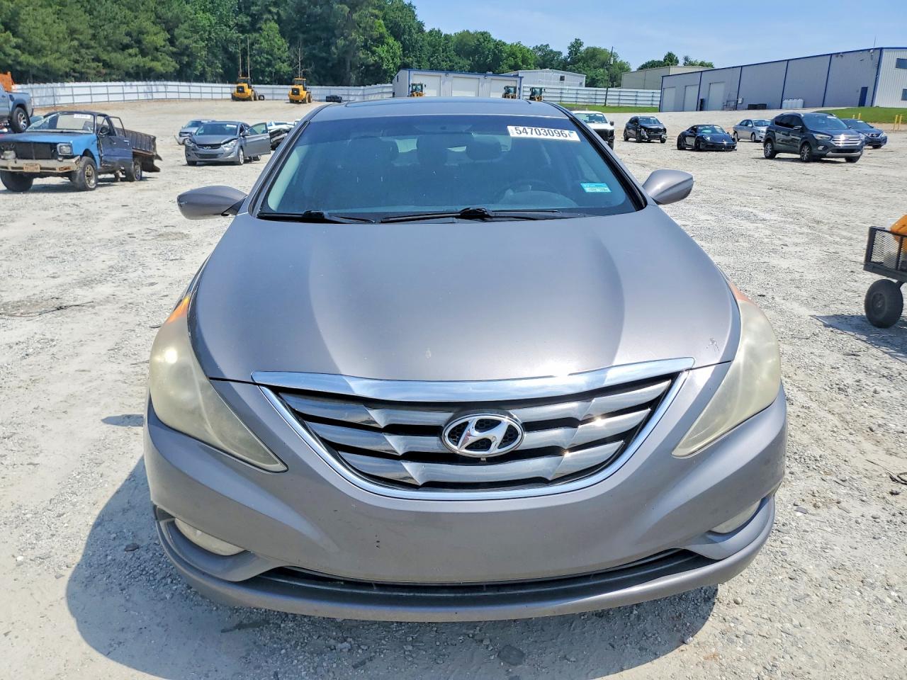 2011 HYUNDAI SONATA SE photo 9