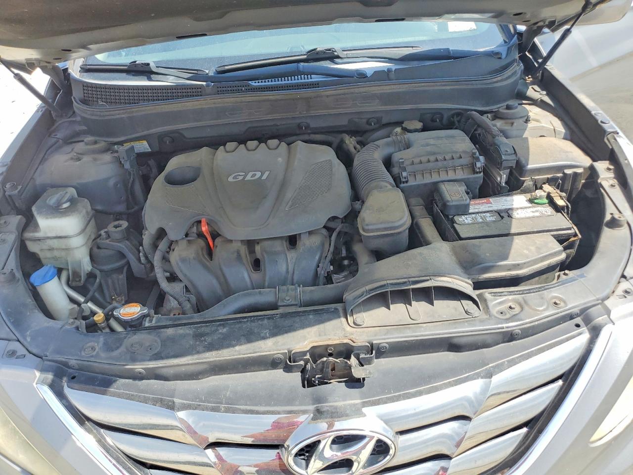 2011 HYUNDAI SONATA SE photo 21