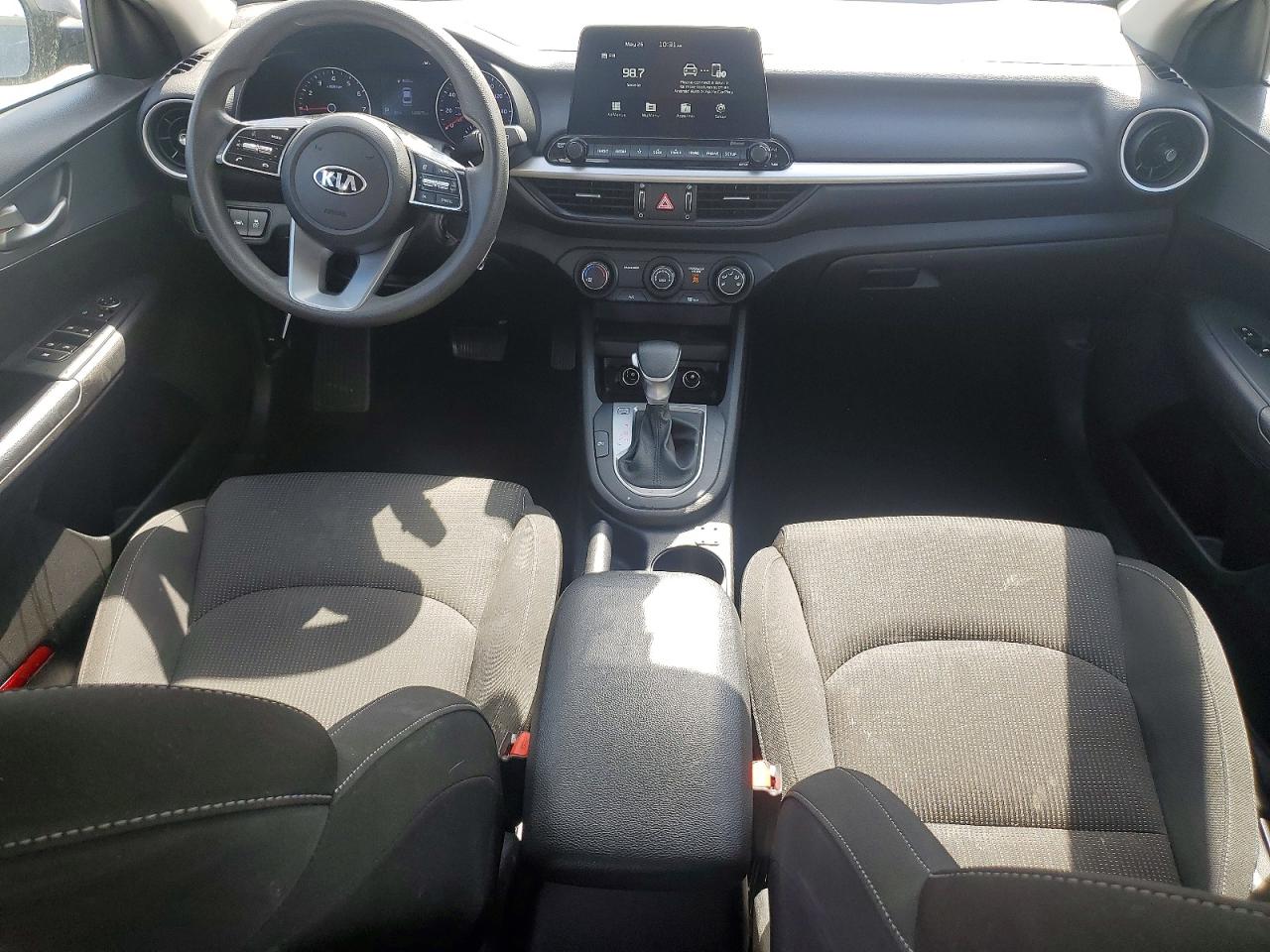 2021 KIA FORTE FE photo 22