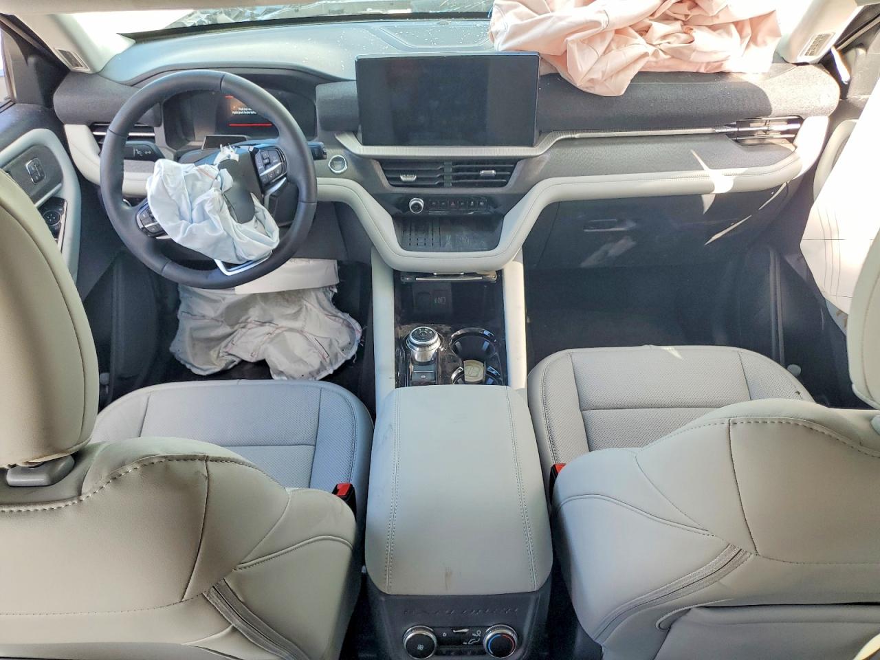 2025 FORD EXPLORER PLATINUM photo 15