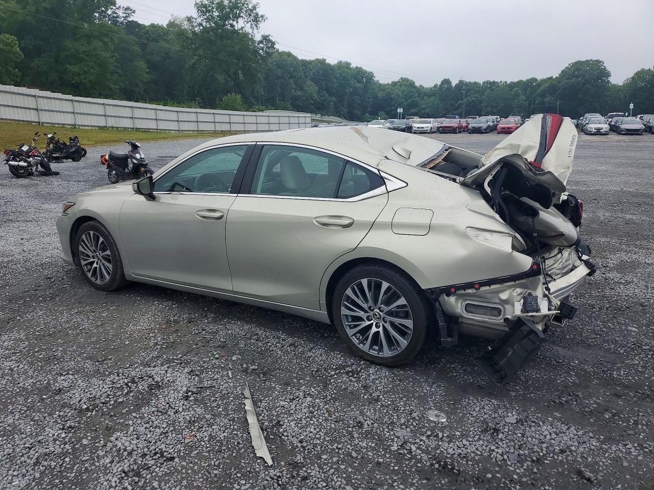 2019 LEXUS ES 350 photo 3