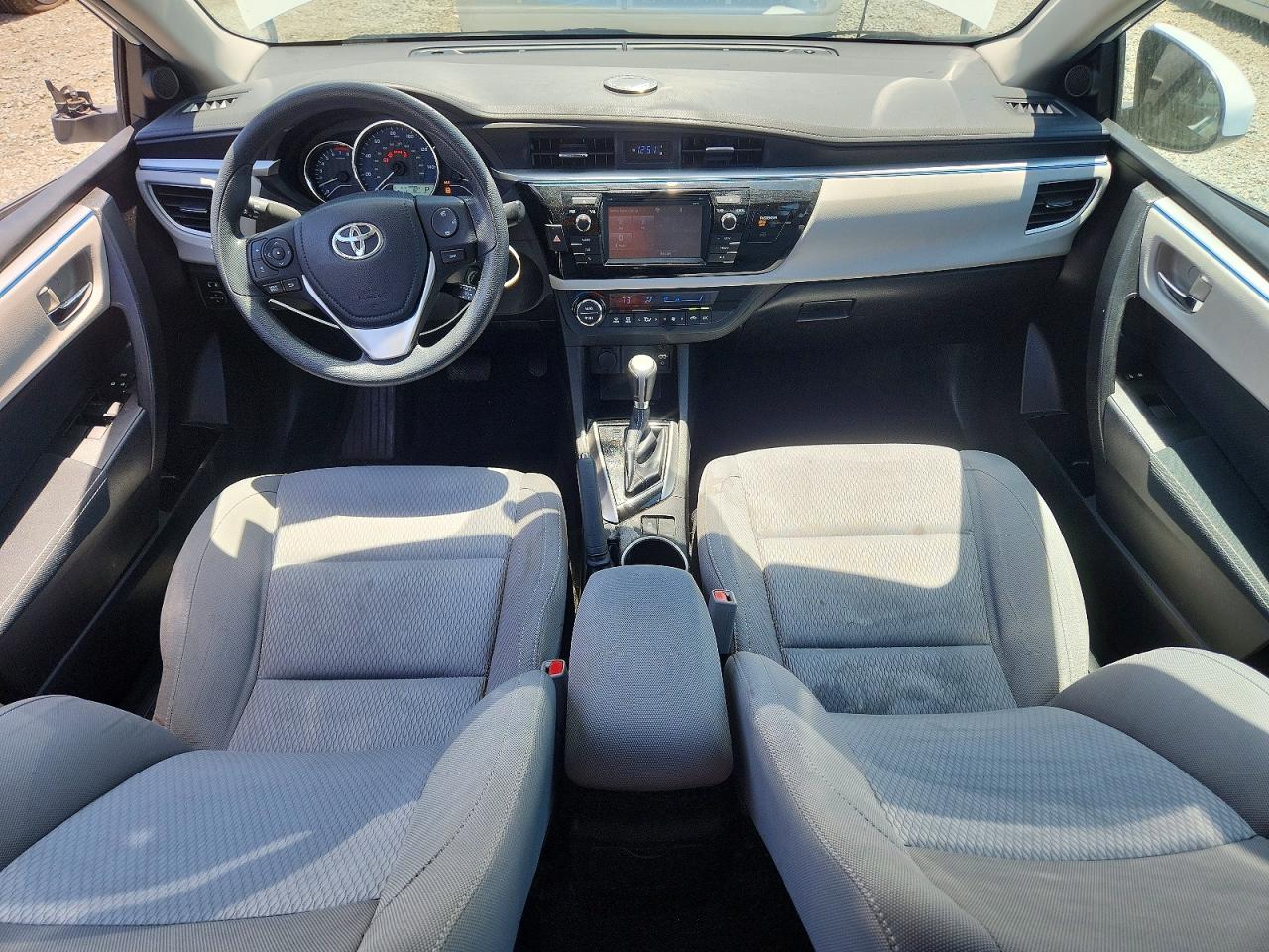 2016 TOYOTA COROLLA LE photo 22