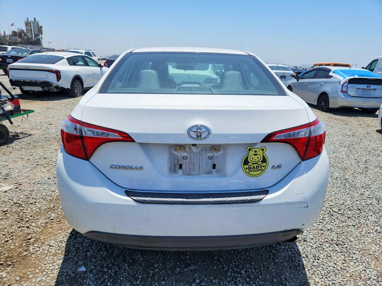 2016 TOYOTA COROLLA LE photo 16