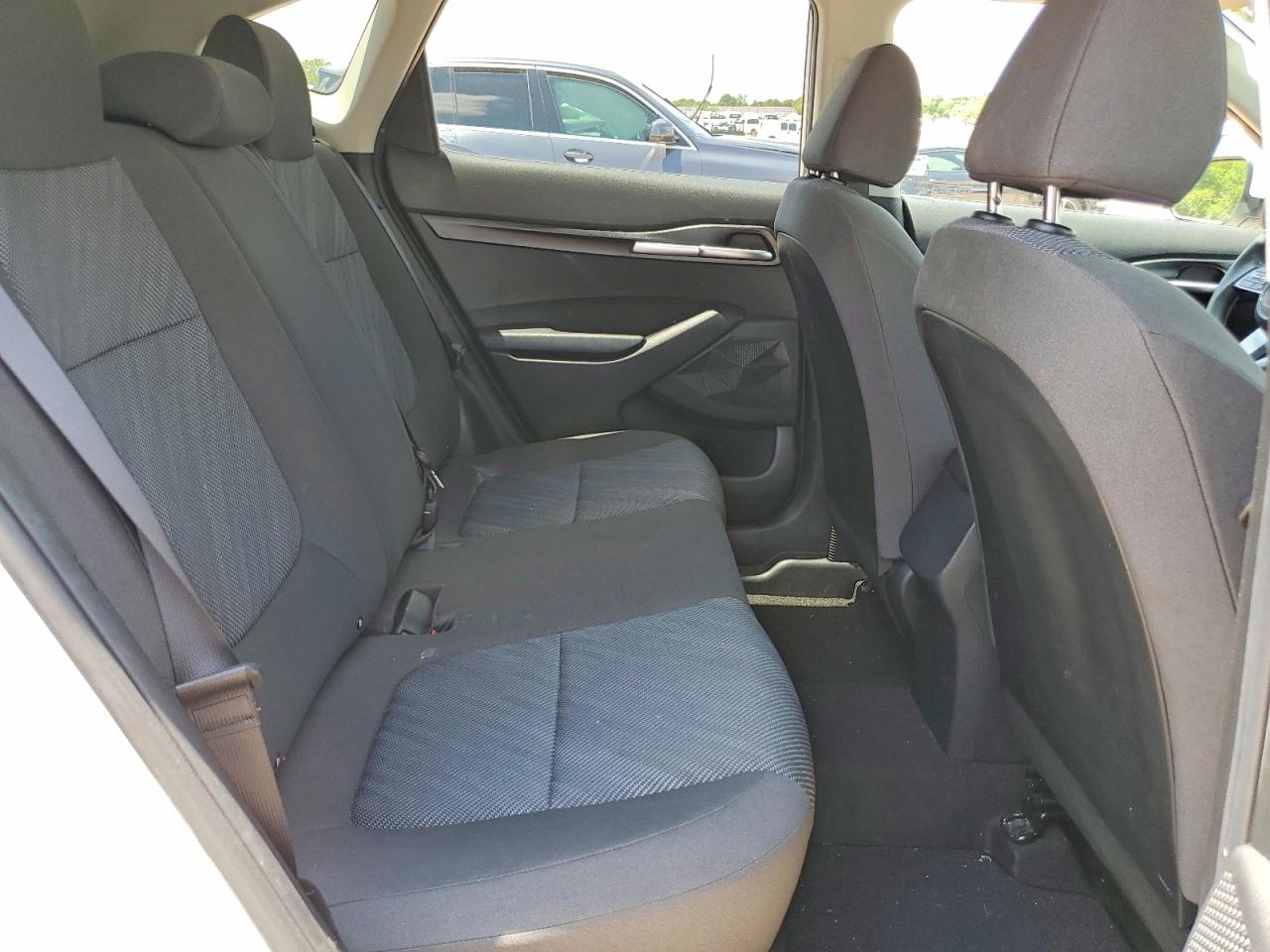 2021 KIA SELTOS LX photo 21